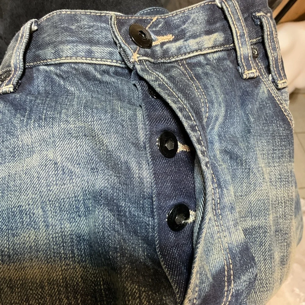 J.C. Rags Alpha Regular Fit Button Fly Jeans - Picture 4 of 8